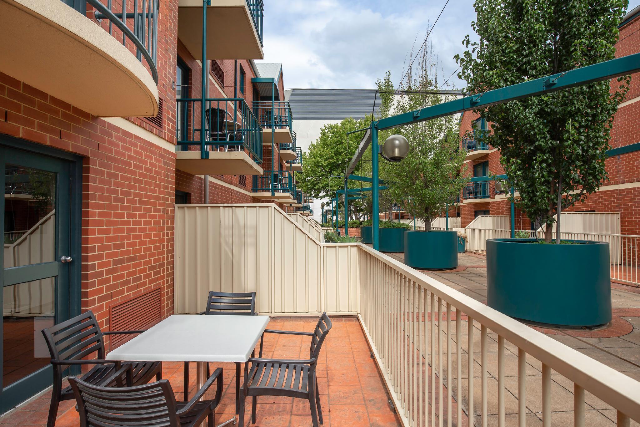 Breakfree Adelaide Aparthotel Exteriör bild