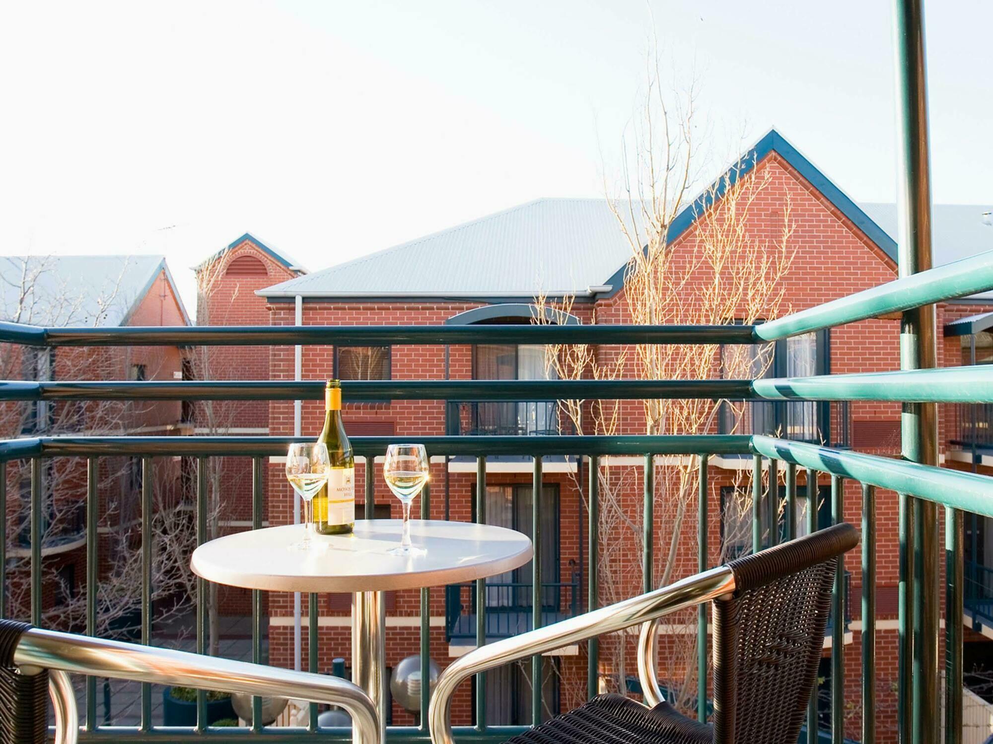 Breakfree Adelaide Aparthotel Exteriör bild